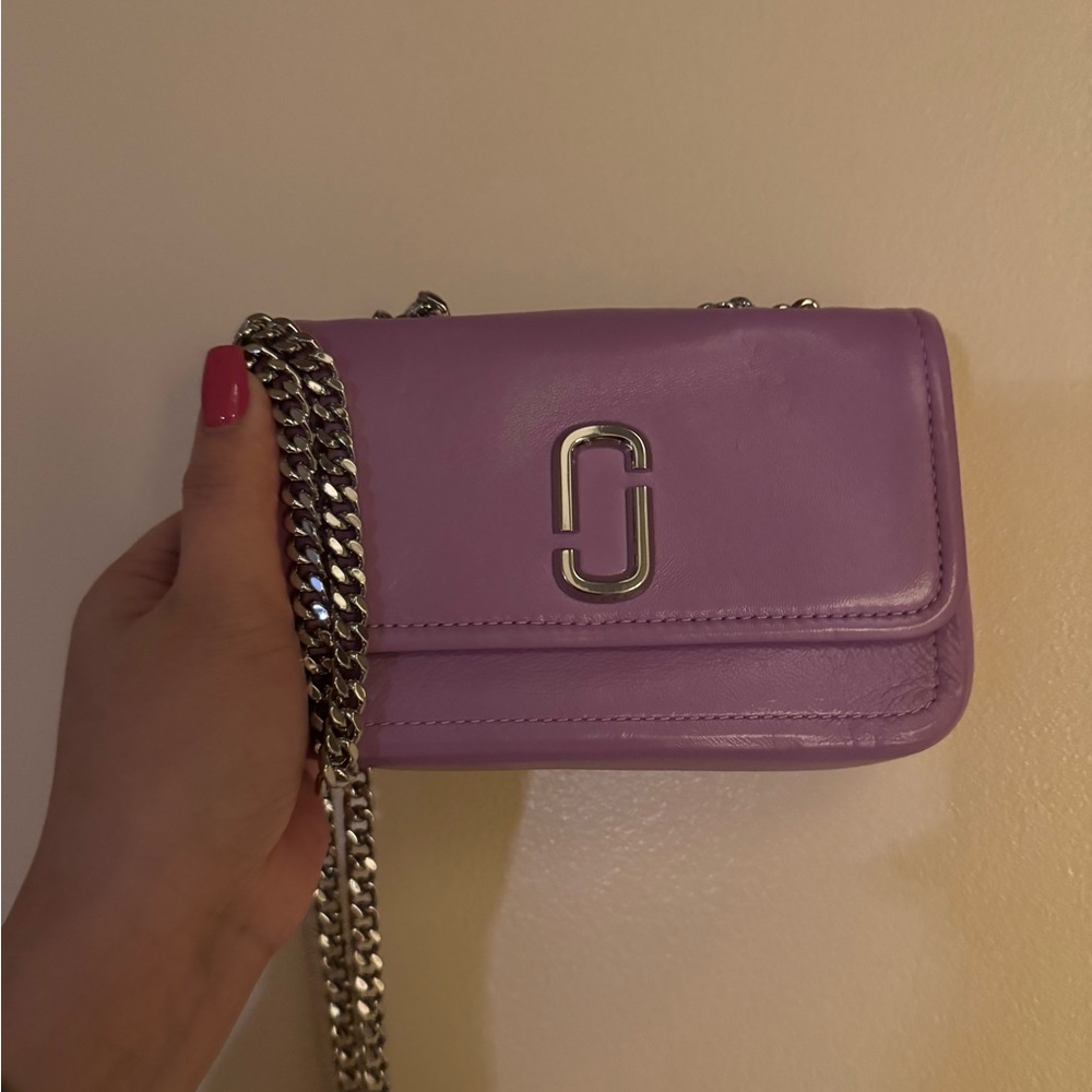 Marc Jacobs Lavender Crossbody Bag with Silver Chain